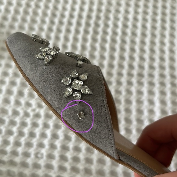 Charlotte Russe Pointed Toe Flats - Picture 7 of 7